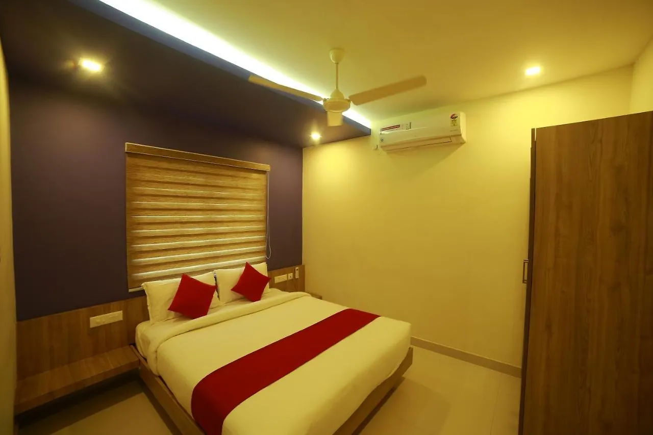***  Hotel Rithu Regency Angādipuram Índia