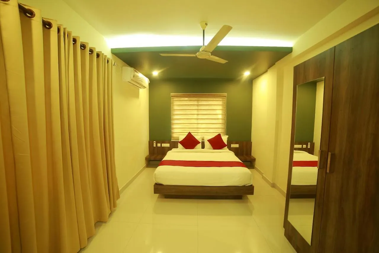 Hotel Rithu Regency Angādipuram Índia